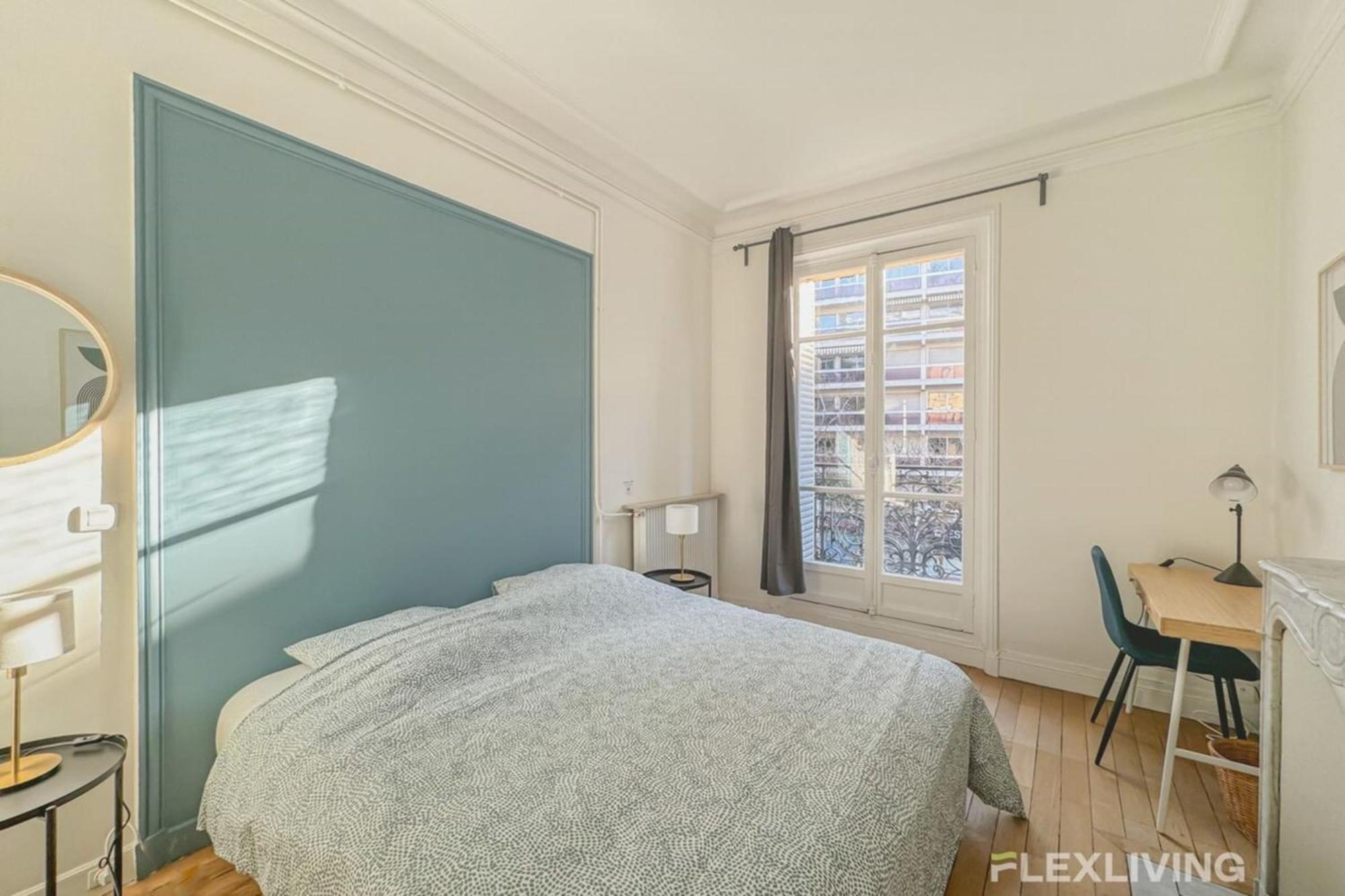 Flexliving - - Felix Faure * Parigi